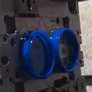 Видео крышка банка для молочного порошка