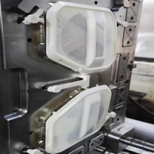 Пластиковая белая крышка впрыскивается Пластиковая белая крышка впрыскивается